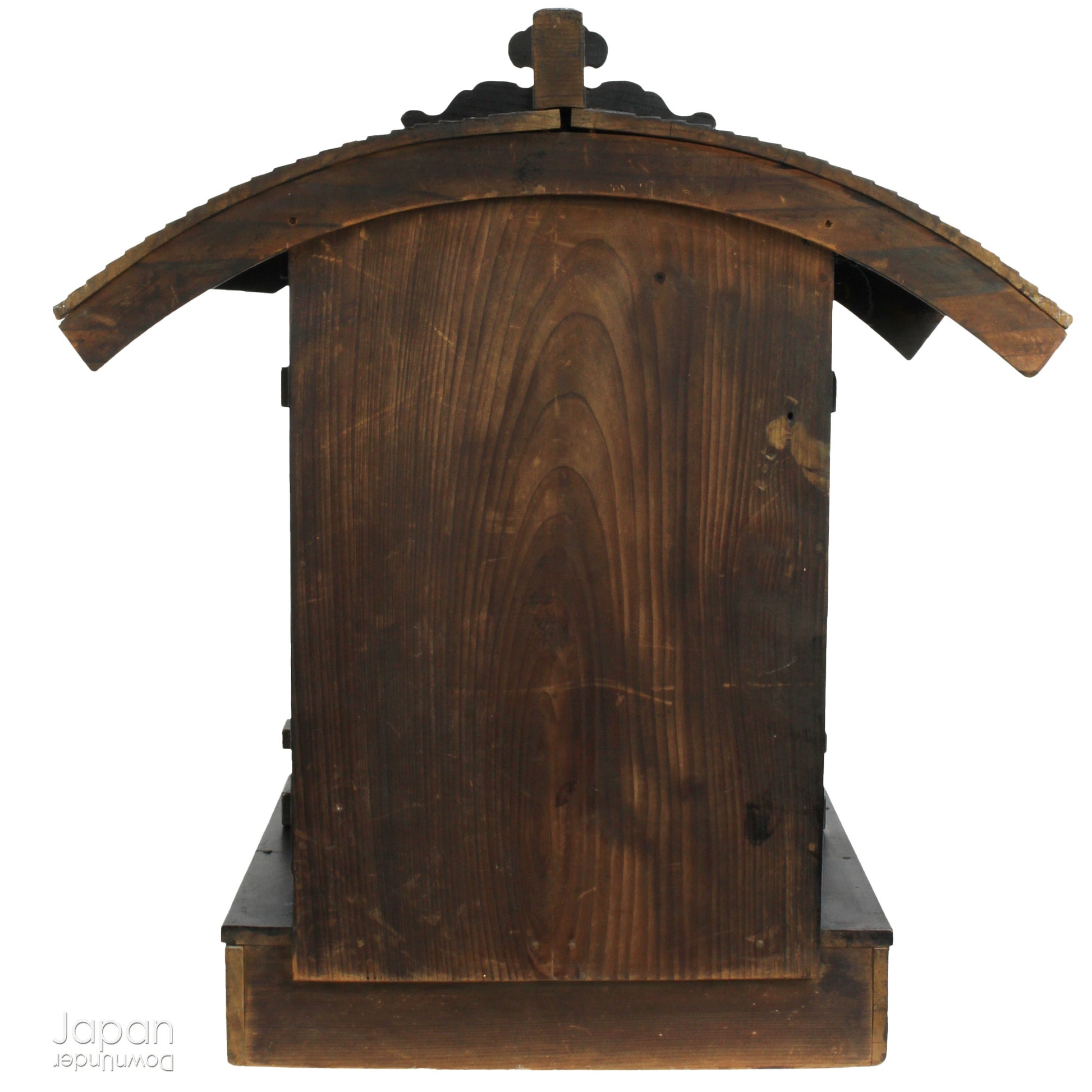 Bring a piece of history into your home with this 1900’s Shinto folk faith shrine, perfect for creating a sacred space on your own kamidana (god shelf) or within your home. This antique religious decor features the lucky gods, Ebisu and Daikoku