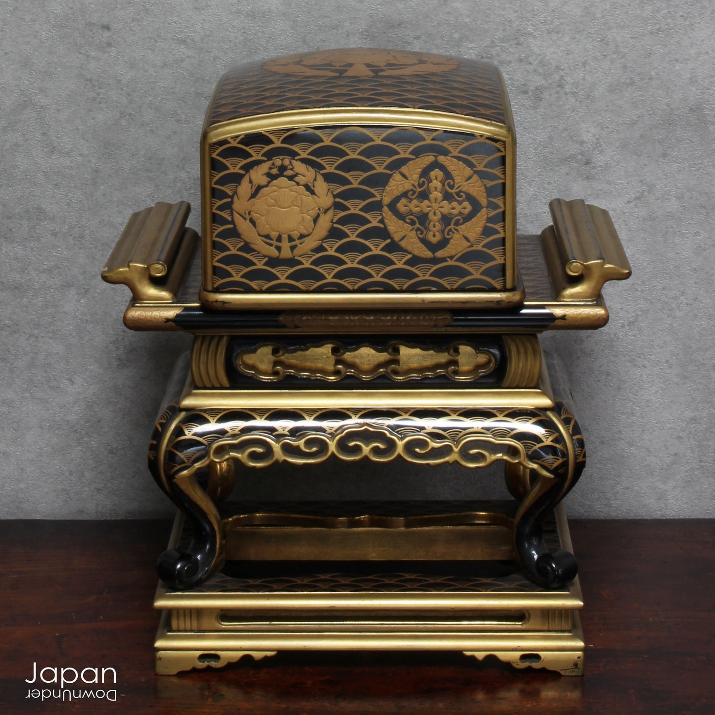 Add a touch of elegance to your space with this exquisite small antique Japanese sutra table. Intricately crafted with black lacquer and gold makie detailing, this table is perfect for displaying your favorite decor and religious items.